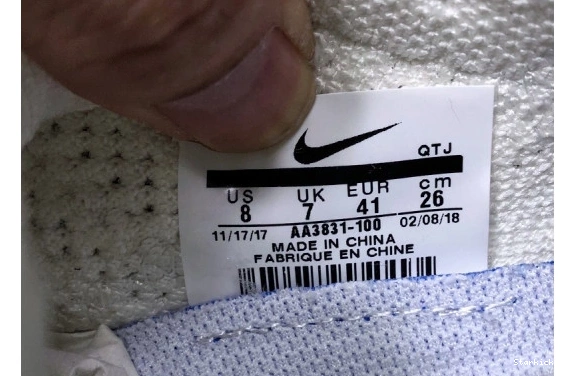 AA3831-100 O-W 2018 Air Vapormax 0131